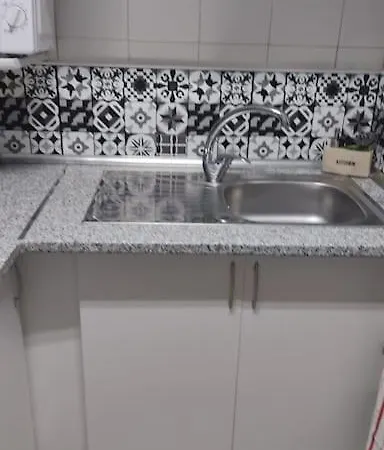 Apartamento Con Piscina Apartment *